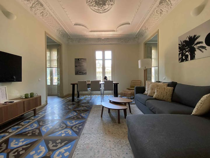 Luxury 3br + Pool, A/c & Balconies  Center Bcn - Barcelona
