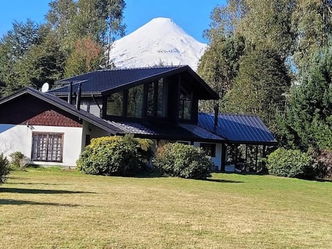 Popular Airbnb listing: House on the shores of Lake Llanquihue in Puerto Octay