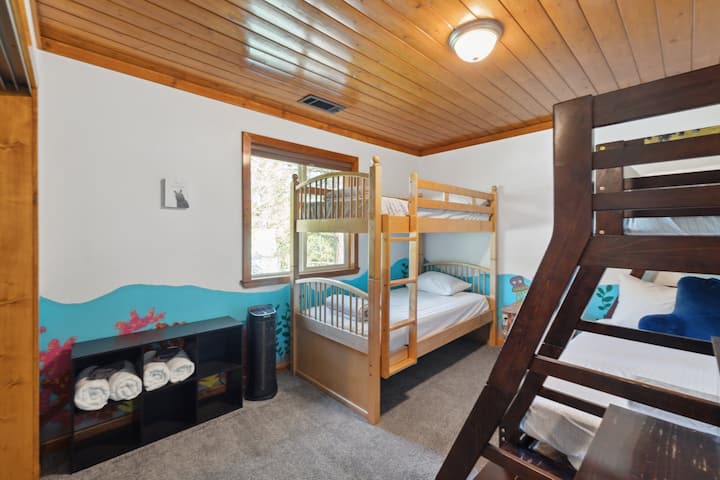 Guest room 3 (2 bunk beds)