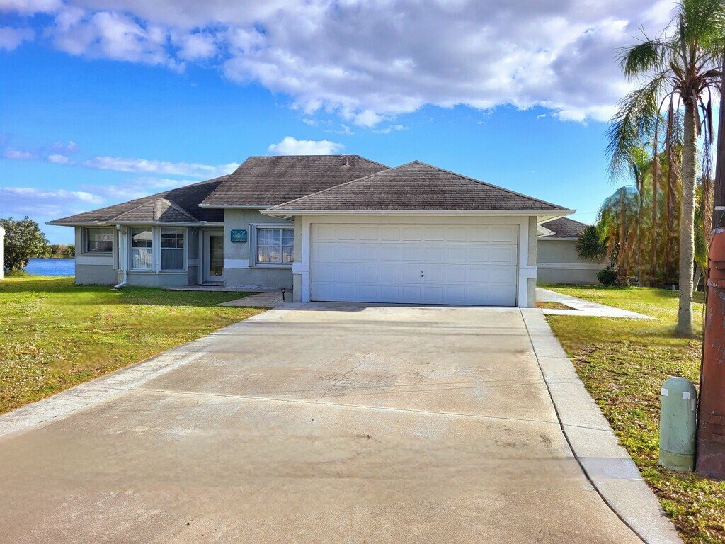 Lake "O" Lure and Leisure Houses for Rent in Okeechobee, Florida