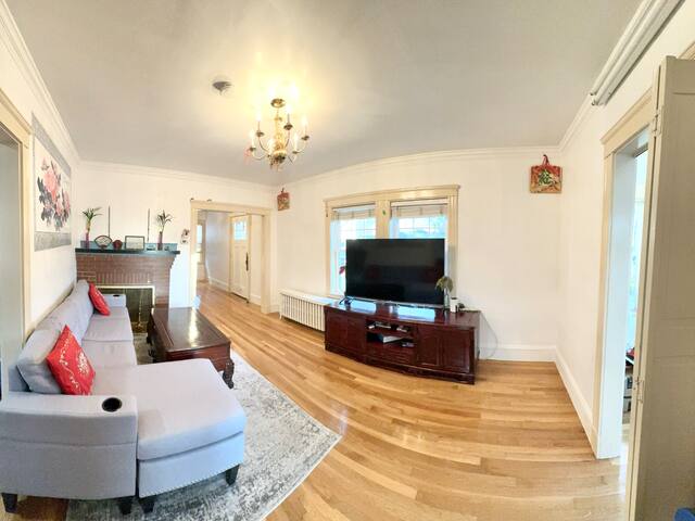 House on the Hill gallery image 2