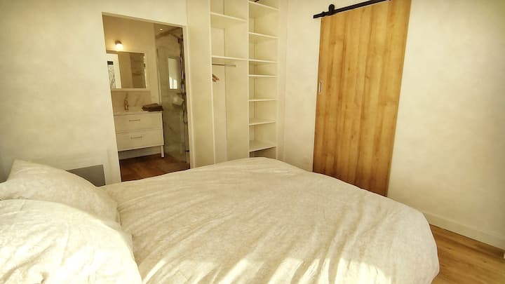 Спалня 2