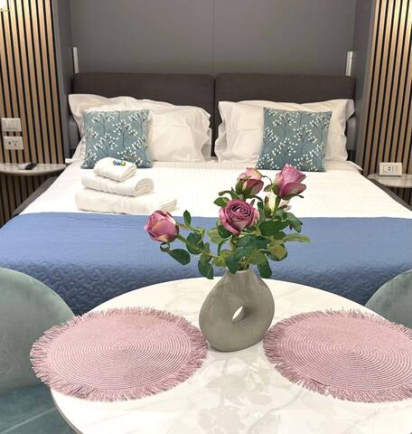 Trastevere: 90 sqm of charm and history in center gallery image 3