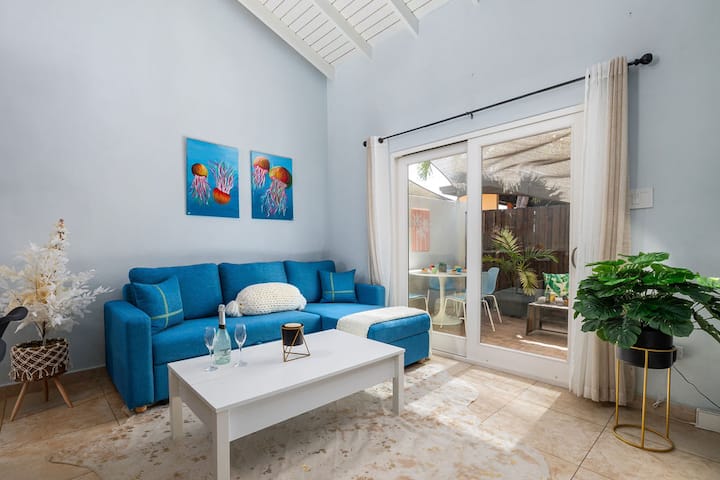 Tranquil 2br2ba ~ Close To The Beach ~ Shared Pool - Aruba