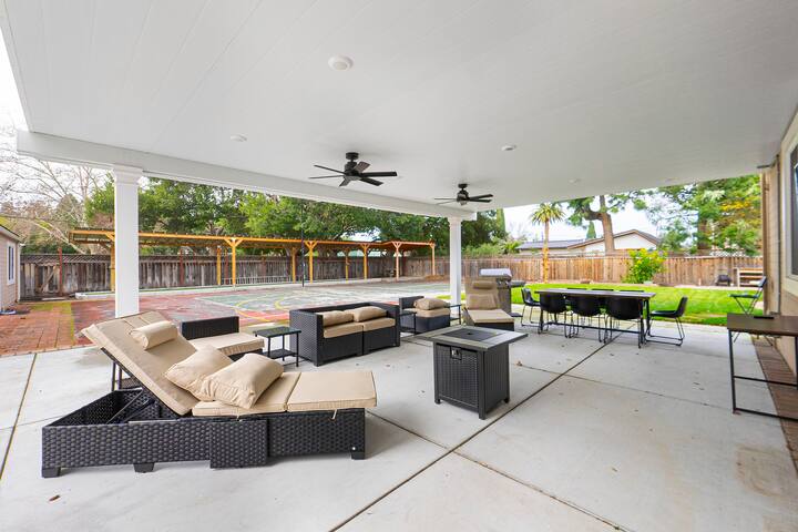 Santa Clara 6Br Stunning Entire house gallery image 5