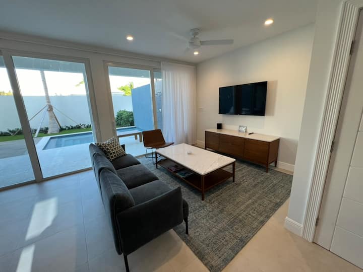 Grace Bay/ New Luxurious Home 3+ Bedrooms & Pool - Isole Turks e Caicos