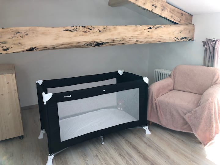 מיטת תינוק על פי בקשה 