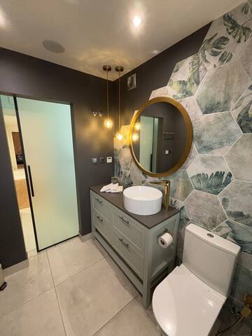 Oceanfront penthouse – on the Lisbon-Cascais Line gallery image 5