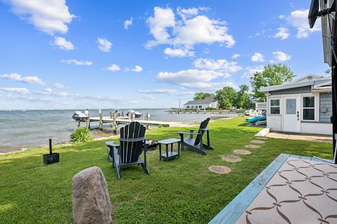 Peaceful Waterfront Home in Annapolis 3BR 2BA.