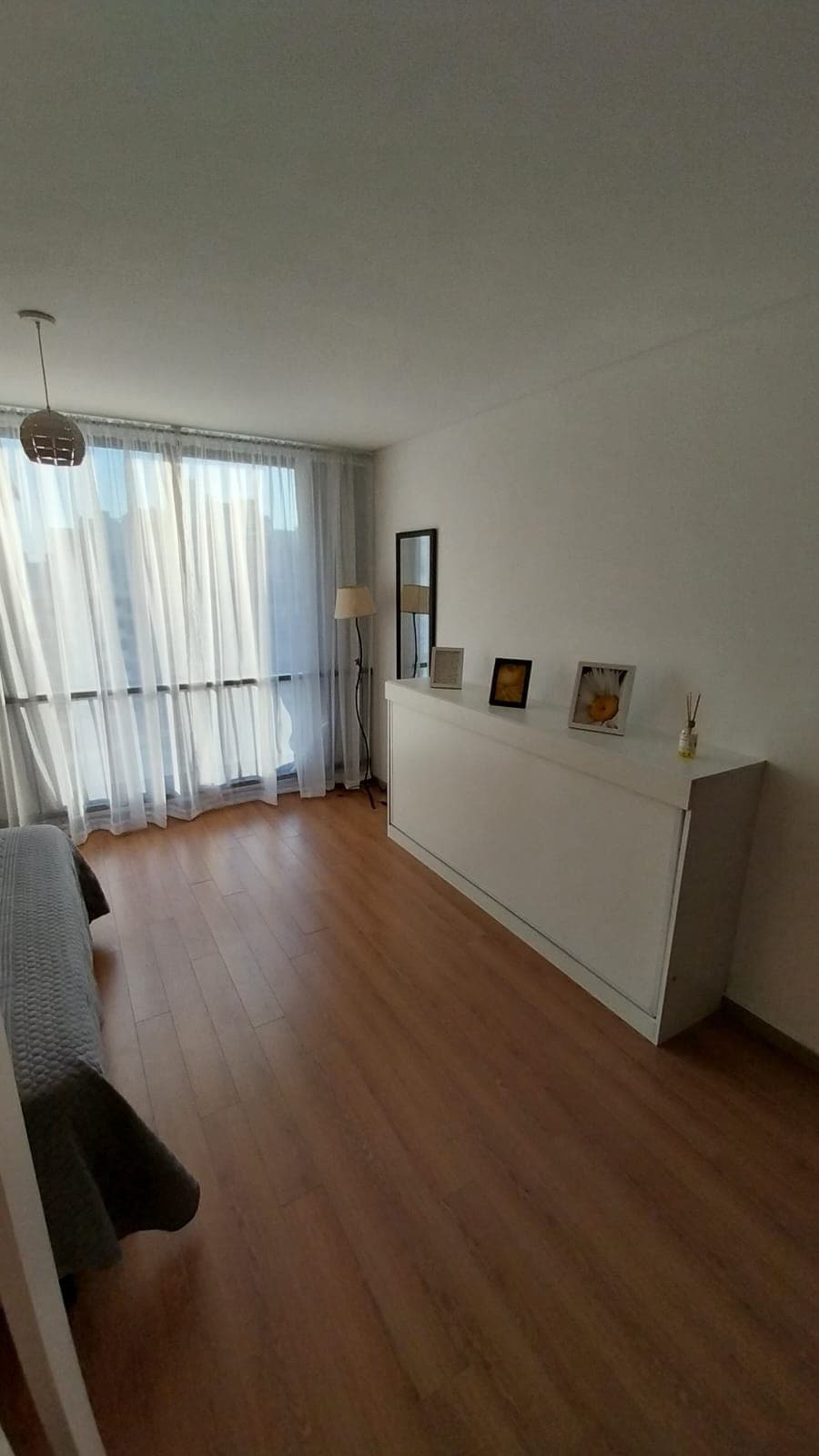 Popular Airbnb listing: Studio with Garage in Santa Fe