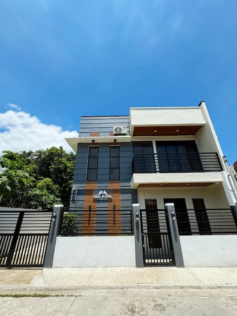 Casa Buena: Cassandra's