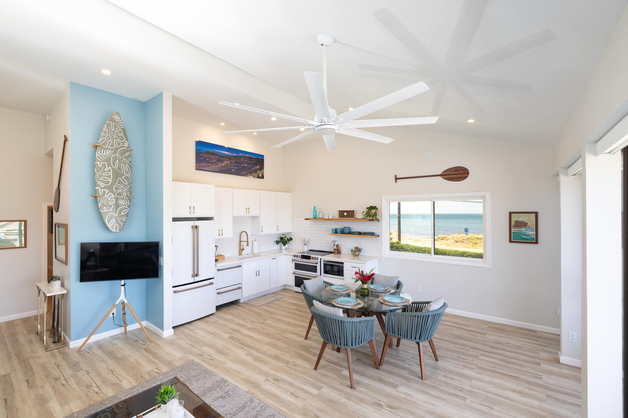 Luxury, Modern Oceanview! Beach, Pool, Hot Tub, AC - Image 5