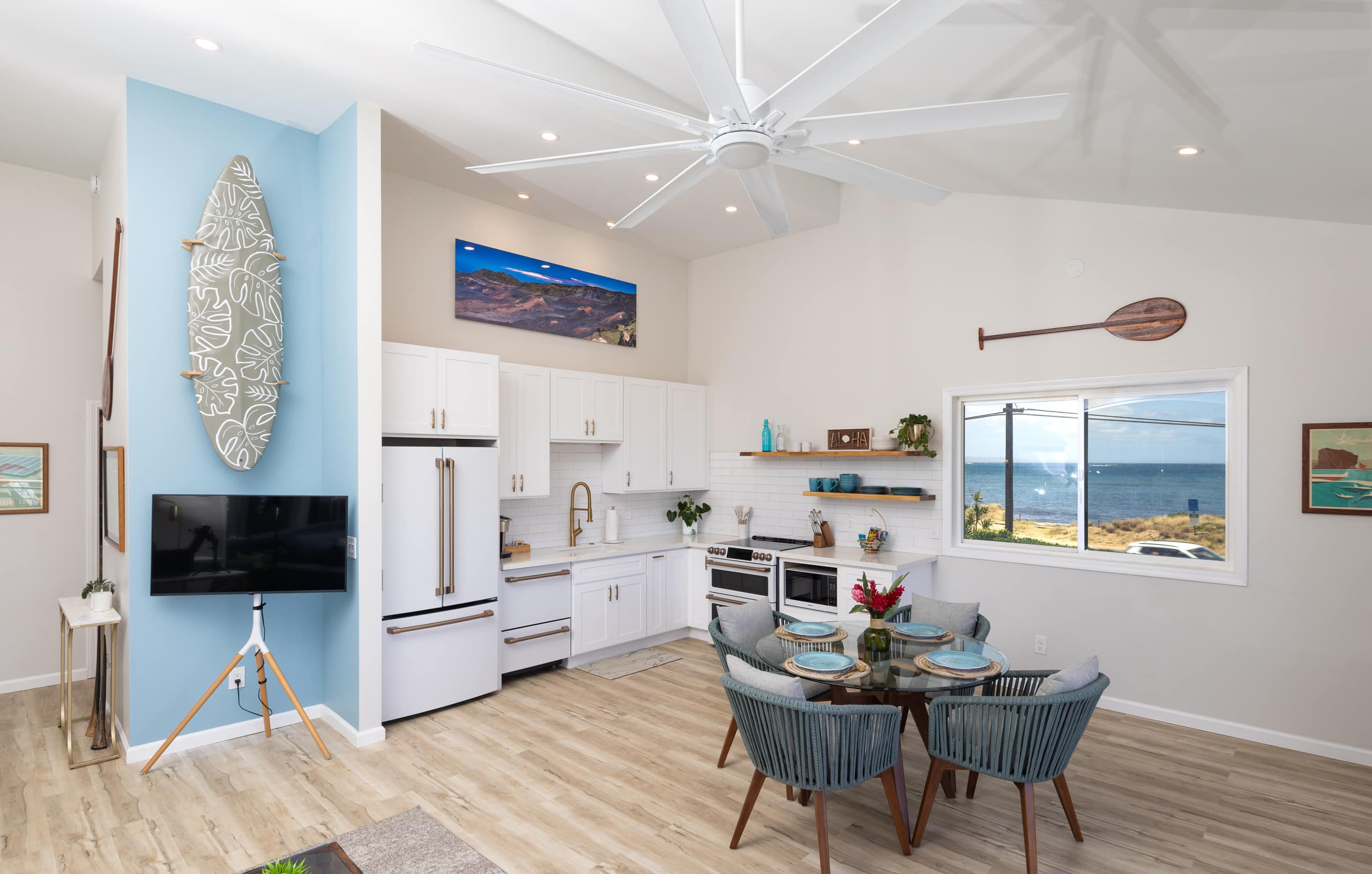 Luxury, Modern Oceanview! Beach, Pool, Hot Tub, AC - Image 23