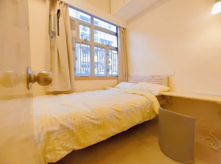 غرفة نوم 3: سرير مزدوج