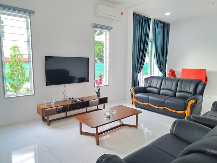 Orchid Hill Homestay 5&6 - Port Dickson