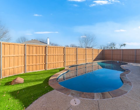 Sparkling Pool Getaway! Near Lake & Downtown Fun!