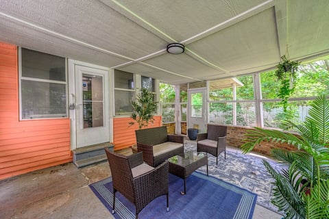 Spacious 6-BR Sherman Home | Sleeps 16 & Patio