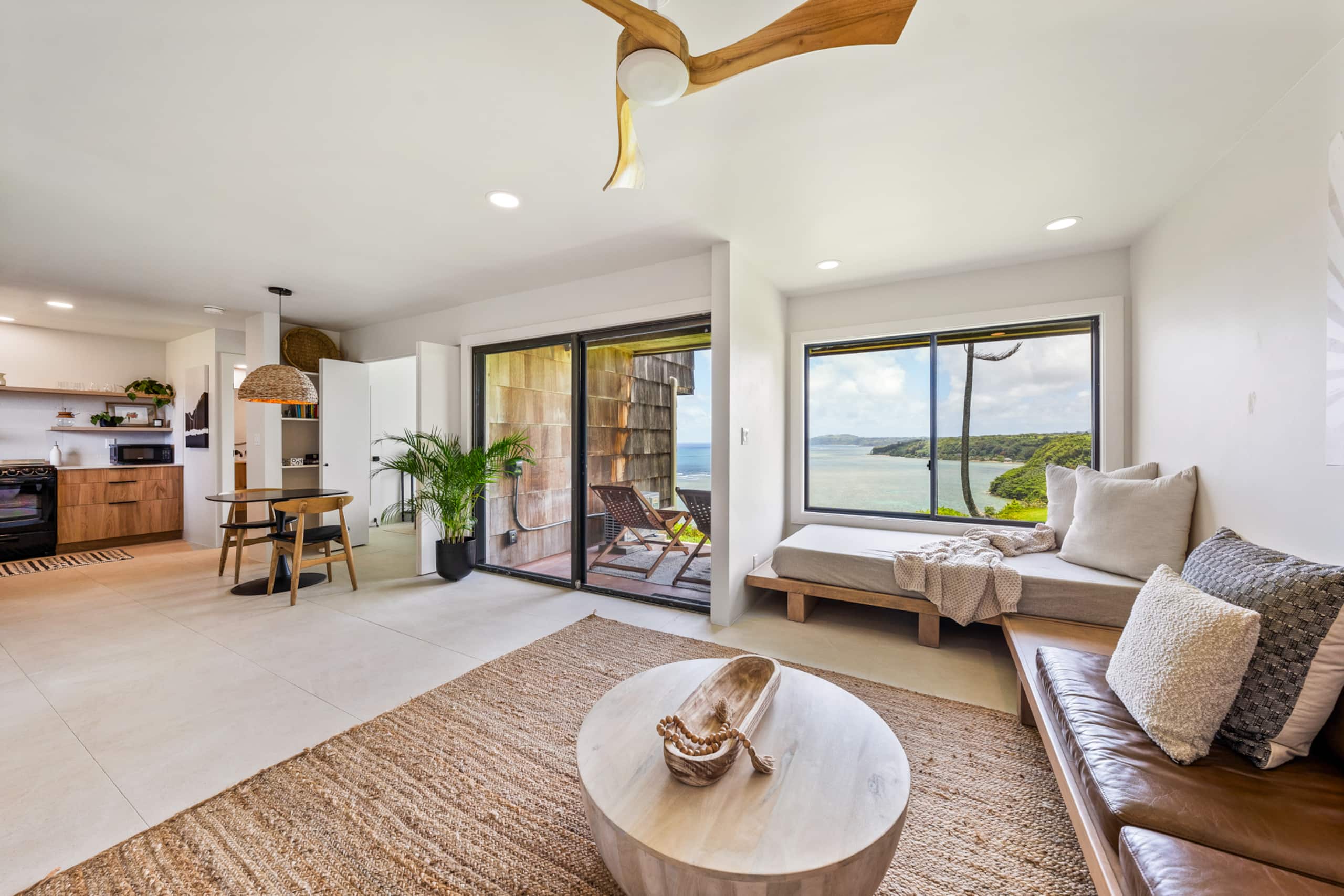 Ocean View Hideaway - Image 4