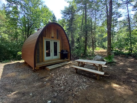 Top Airbnb: Rest and peace at the Le Pod cottage in Sainte Béatrix