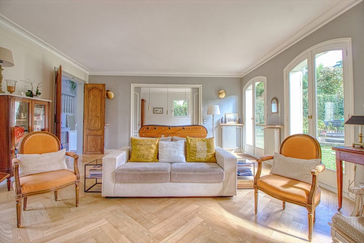 Family Villa • Quiet & Modern - Versailles