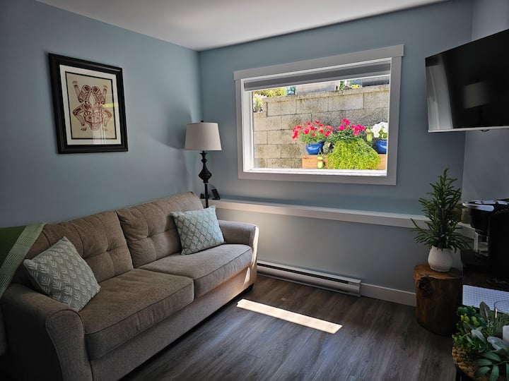 The Fiddling Frog Guest Suite - Nanaimo