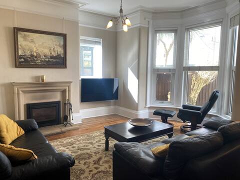 Top performing Airbnb: Dog friendly home close to Exmouth beach and town in Exmouth
