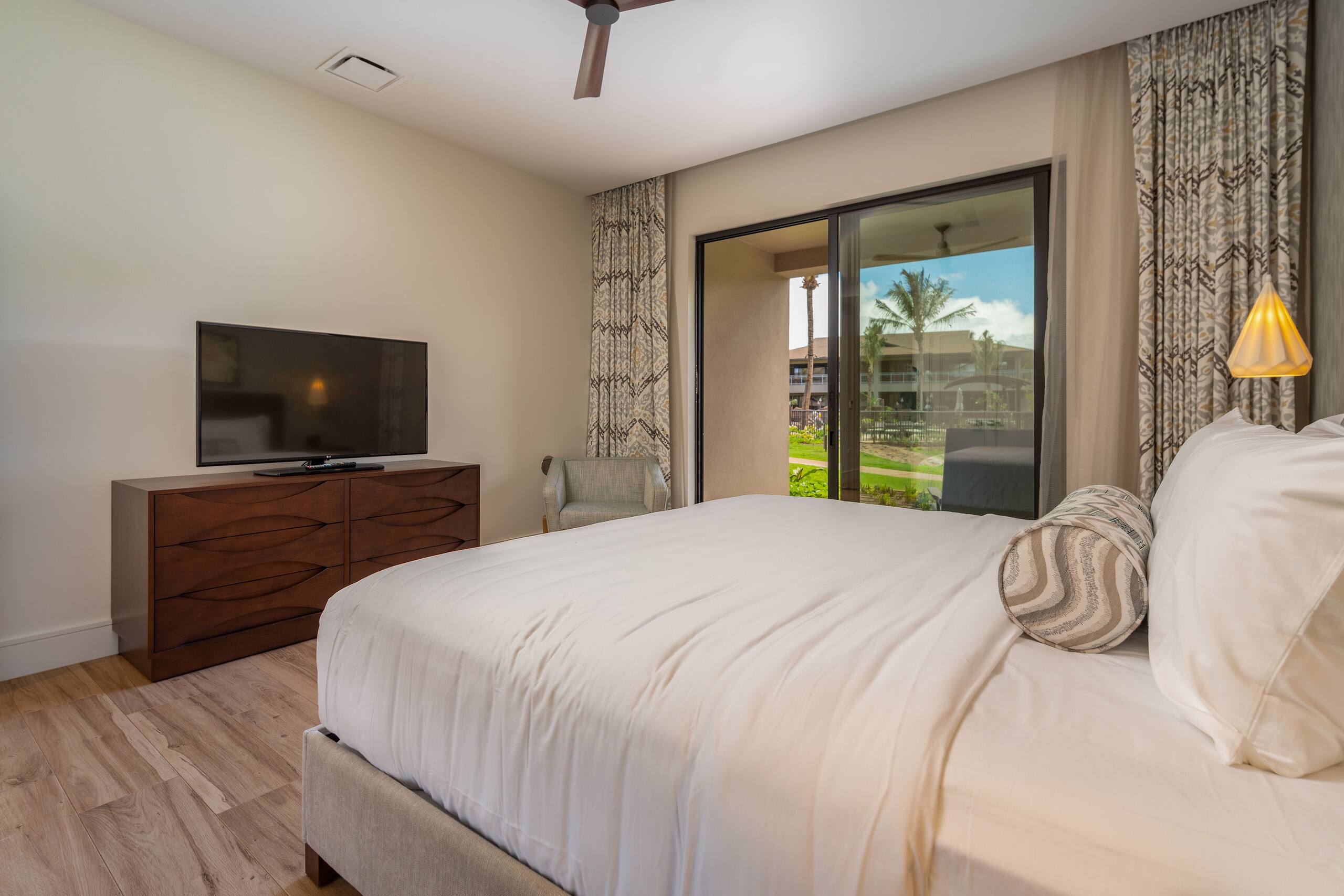 Condo in Lahaina · ★4.96 · 3 bedrooms · 4 beds · 3 baths - Image 21