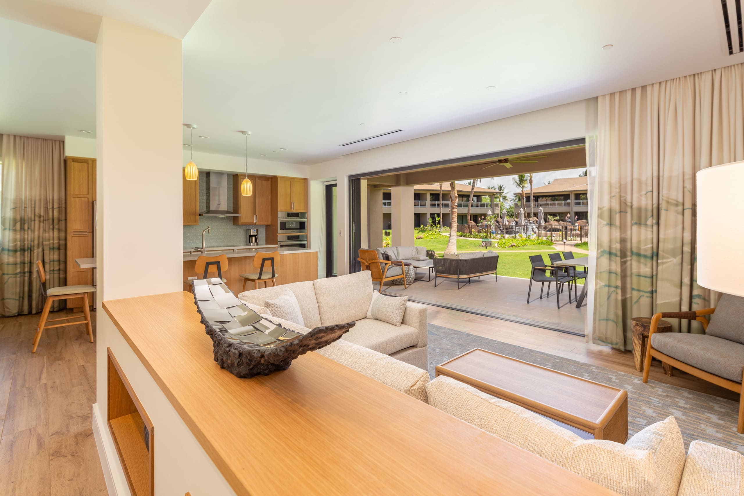 Condo in Lahaina · ★4.96 · 3 bedrooms · 4 beds · 3 baths - Image 4