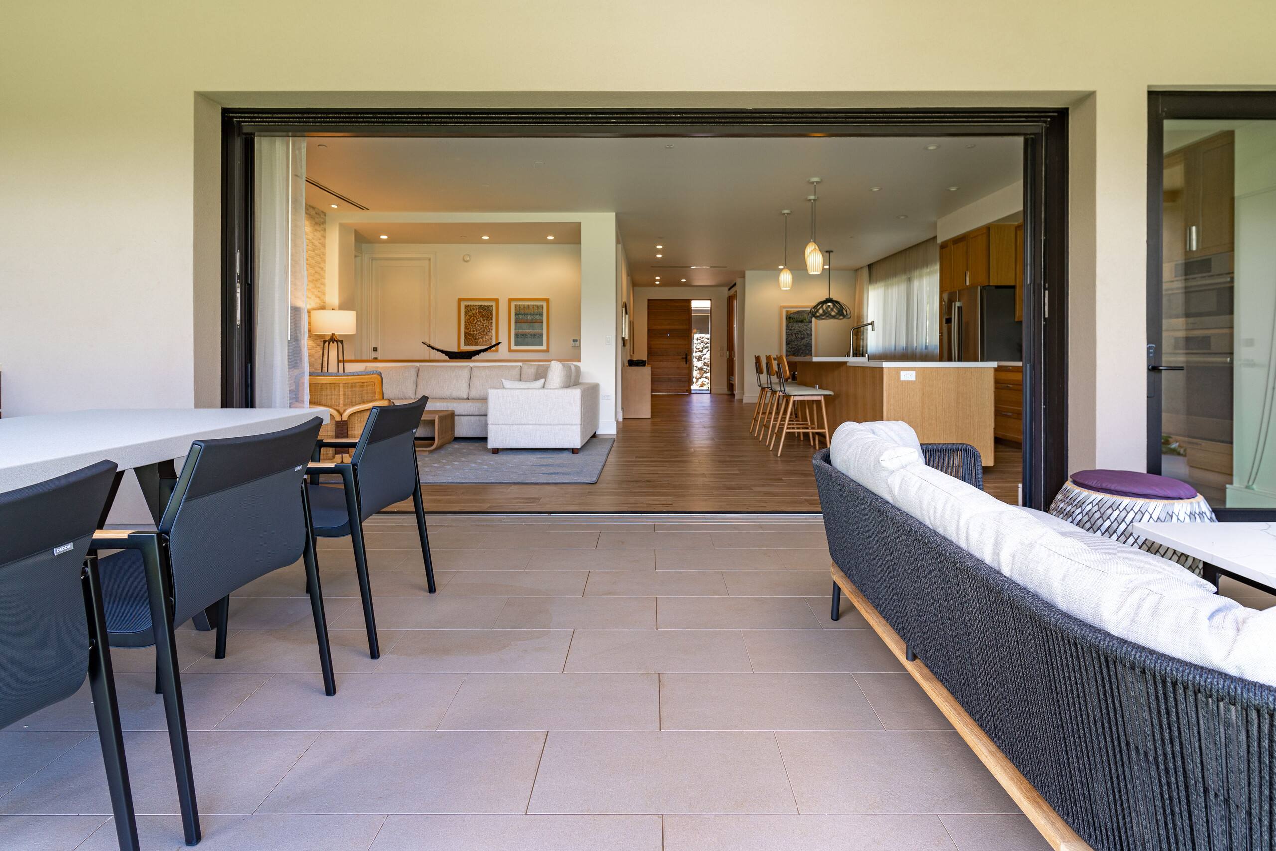 Condo in Lahaina · ★4.96 · 3 bedrooms · 4 beds · 3 baths - Image 43