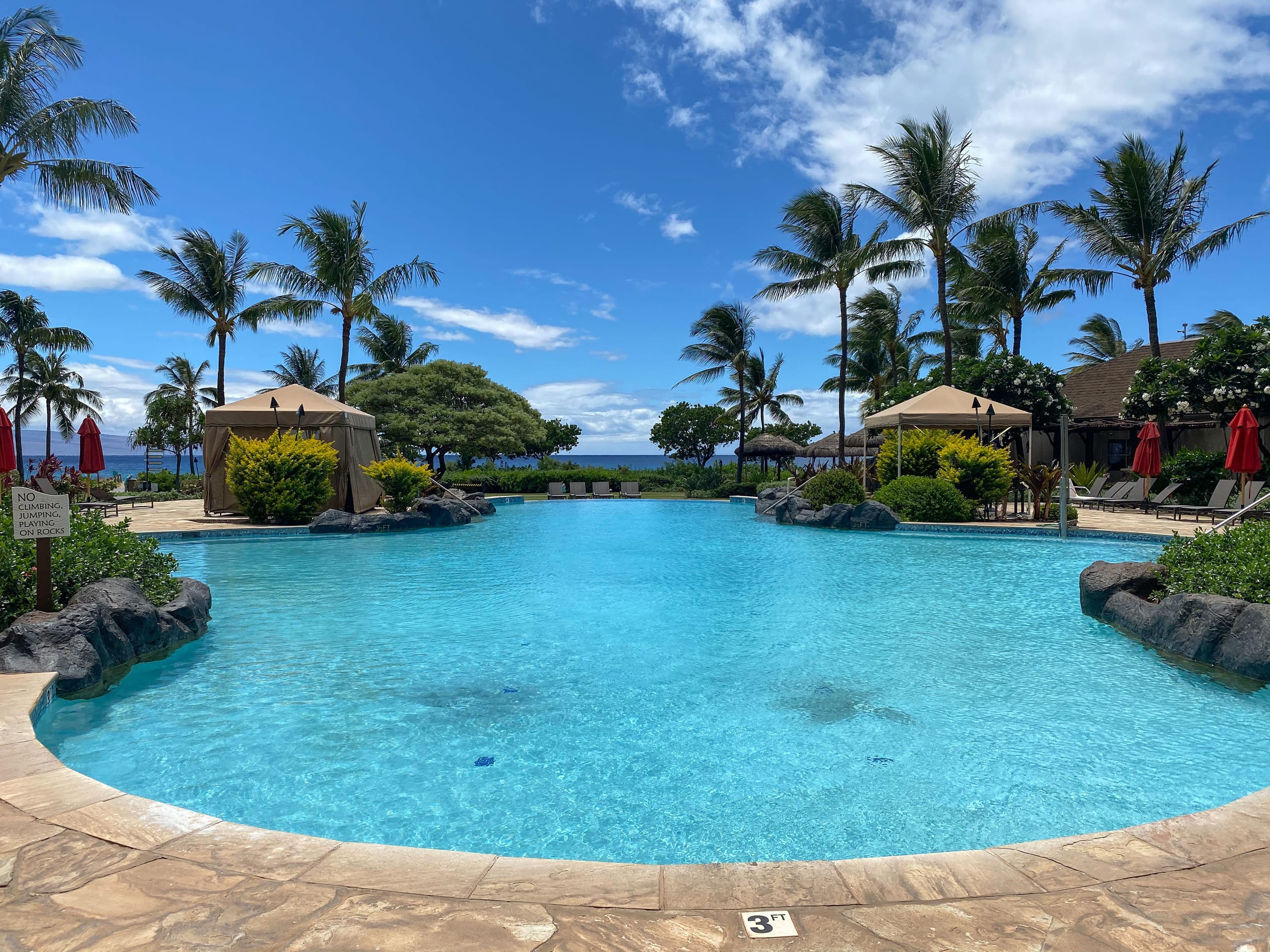 Condo in Lahaina · ★4.96 · 3 bedrooms · 4 beds · 3 baths - Image 57