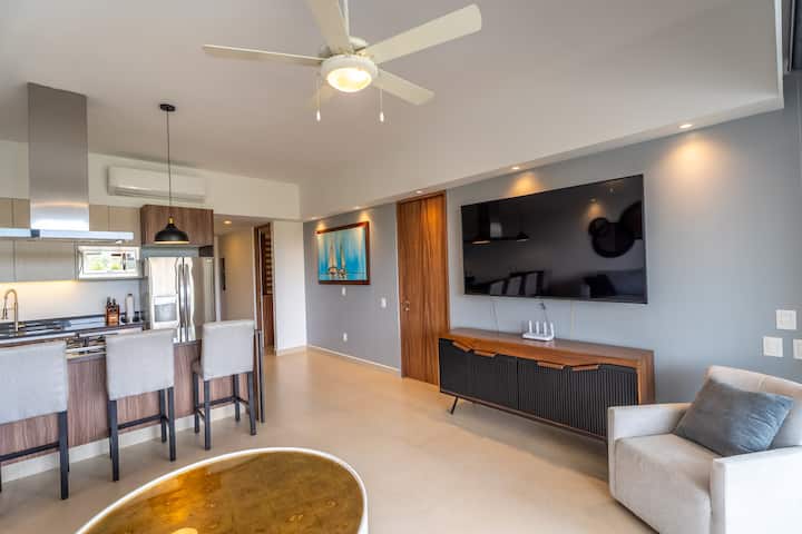 New Luxury Condo W Ocean View - Nuevo Vallarta