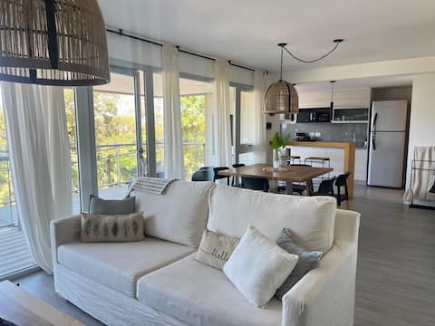 Airbnb con mejor rendimiento: Luxury Getaway Sea View and Golf Playa Grande en Puerto