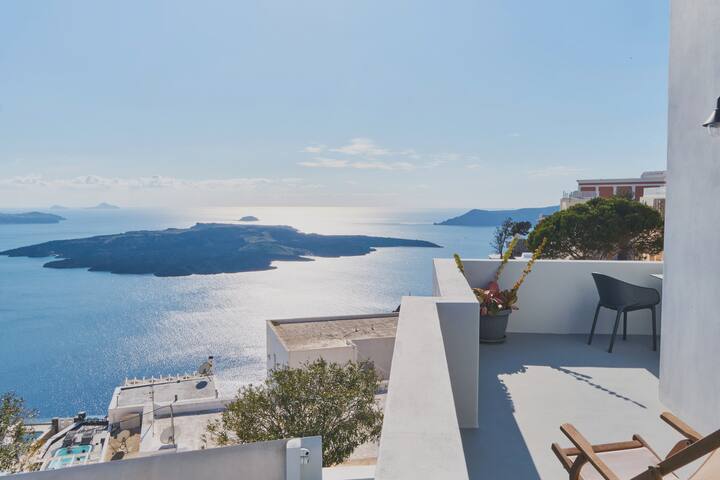 Villa DALI Leda – jacuzzi and amazing volcano view gallery image 2