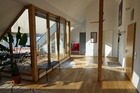 Successful Airbnb property: Weissensee / attic apartment in Weißensee