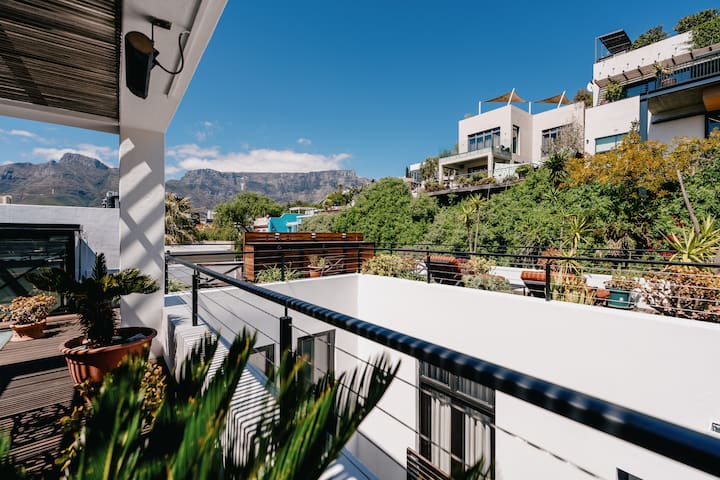 Designer’s Dream | Rooftop Deck | De Waterkant