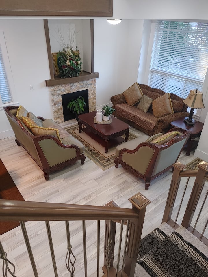 Beautiful House In Surrey - Surrey