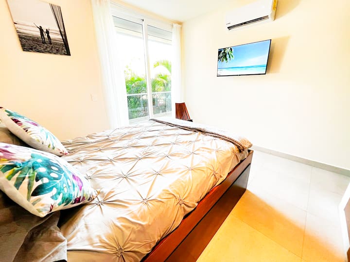 วิวสวนจากเตียง