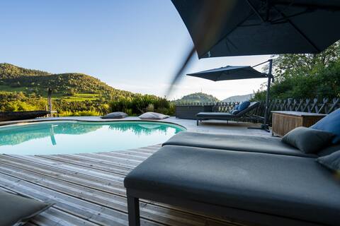 Relaxing house in nature, spa, sauna, swimming pool