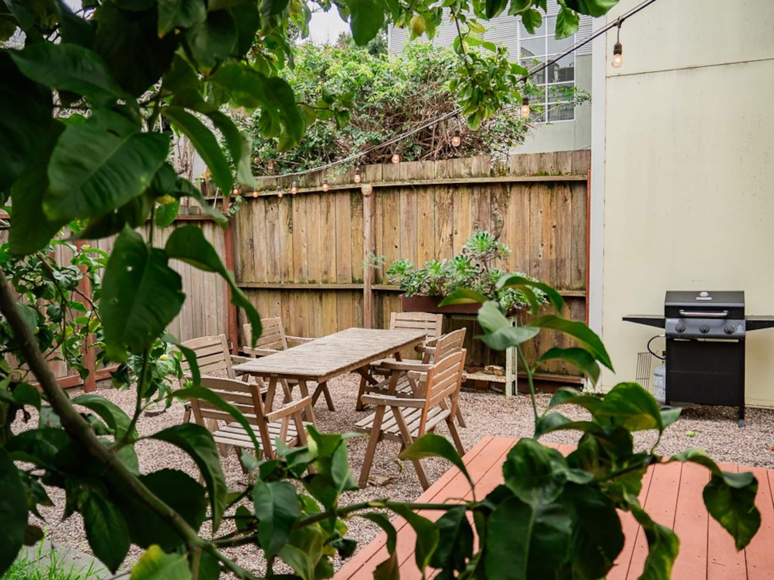 Condo in San Francisco · ★5.0 · 1 bedroom · 2 beds · 1 bath - Image 20