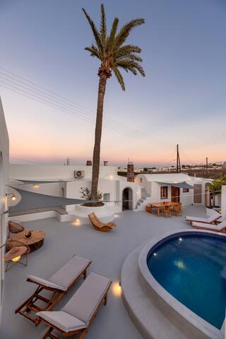 Villa Finika Santorini gallery image 5