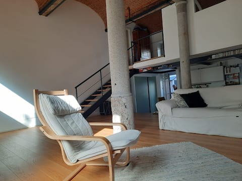 Modern and independent Loft close to Milan