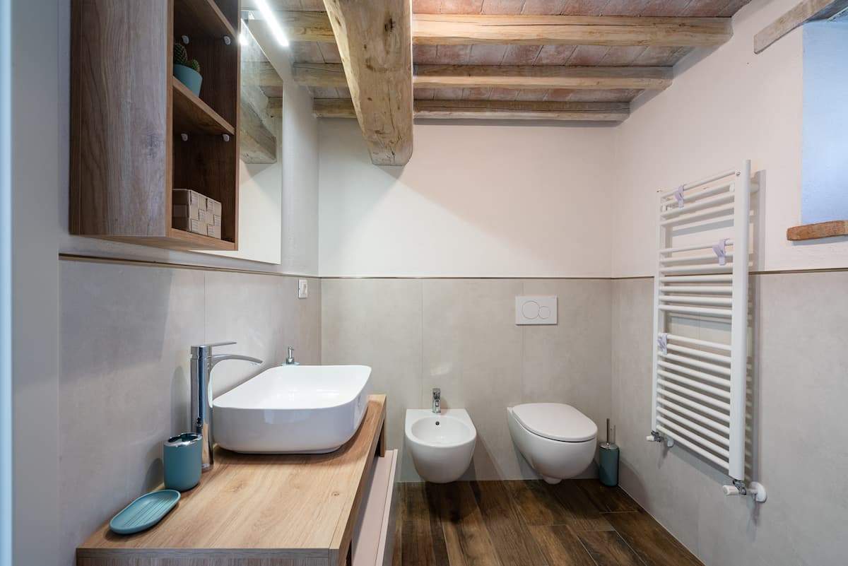 Antico Casale — Piscina privata e vista su Cortona — 28