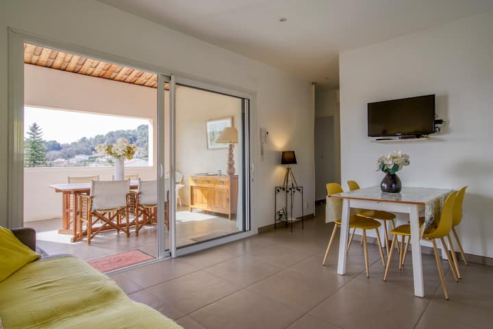 Appartement 3 Chambres Dans Villa Avec Piscine - Costa Azul