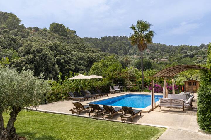 La Coma – 5 bedroom villa with private pool, table tennis, BBQ. gallery image 2