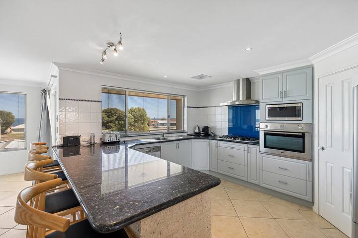 Yakkan Lodge gallery image 4