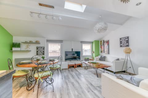 Voiron House 2 bedrooms/quiet/bright/air conditioning