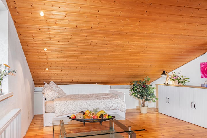 Schlafzimmer 2