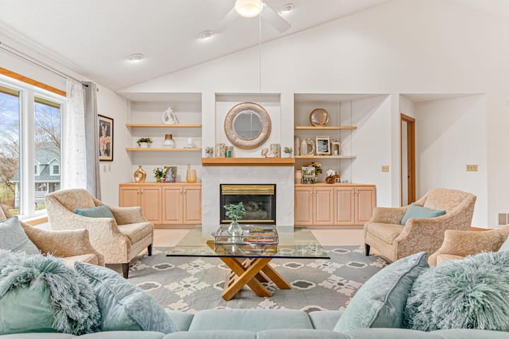 Oak Ridge Estate: Buck Hill Skiing & Snowtubing