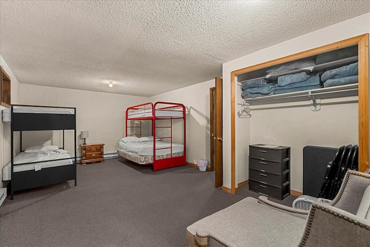 Bedroom 9