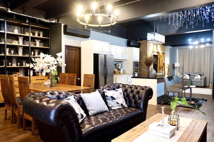 Home Vintage Kingsize, Pet Nearnimman Monthly Sale - Chiang Mai